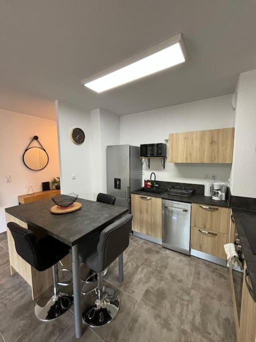 Jolie Appartement En Residence Bastia  Eksteriør bilde