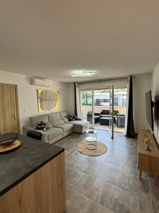 Jolie Appartement En Residence Bastia  Eksteriør bilde